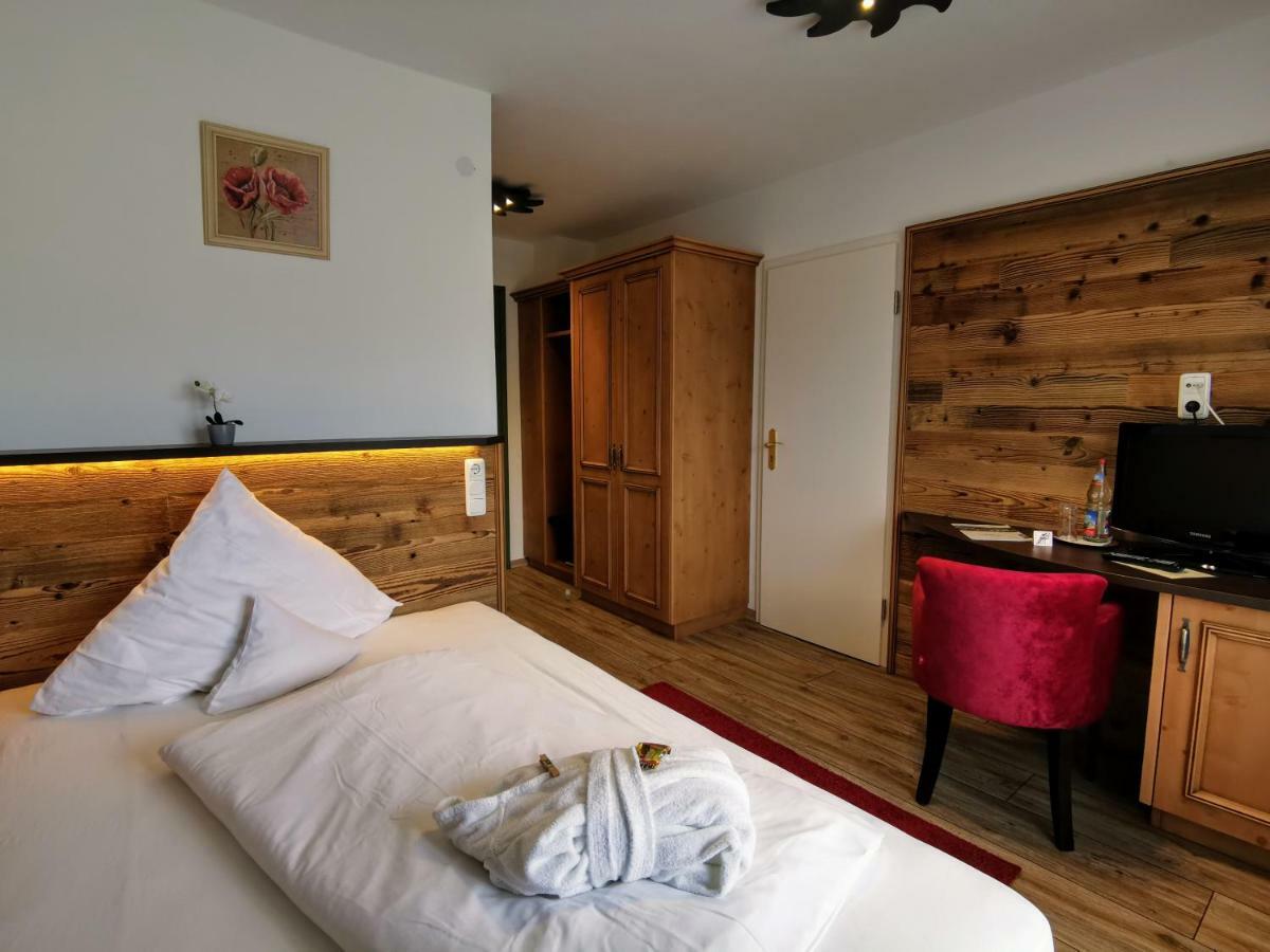 Hotel Wagner Riezlern Eksteriør billede